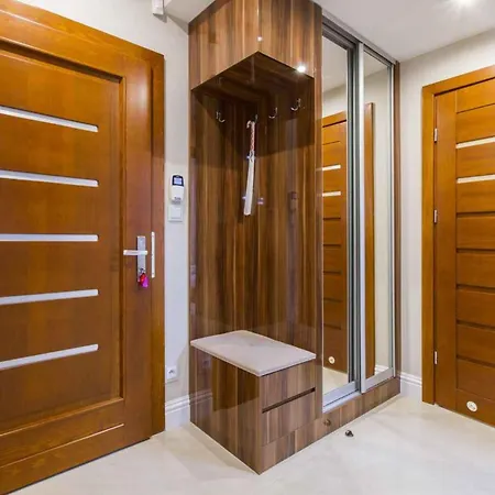 Famixdom Zakopianskie Tarasy Jacuzzi&sauna Centrum Apartment